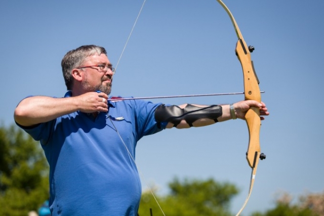  Archer fuerte y poderoso 